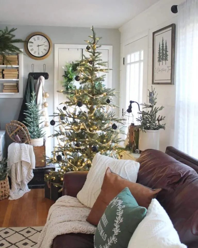 Black Ornament Tree