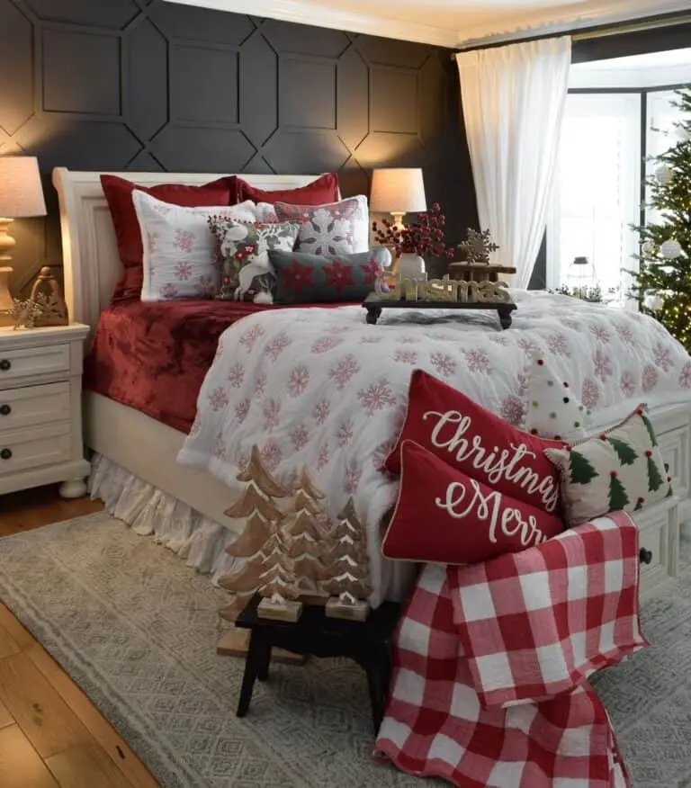 Black Wall Christmas Bedding
