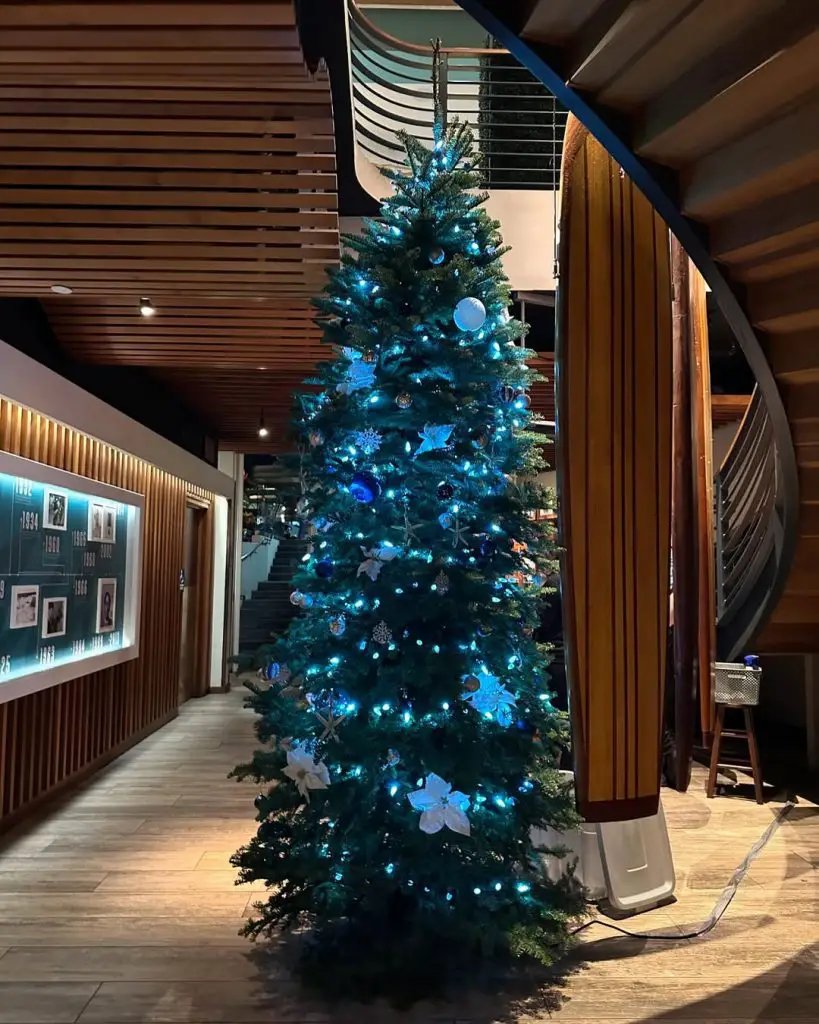 Blue Restaurant Trees