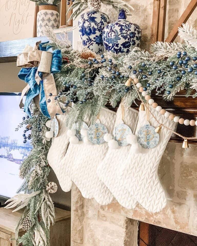 Blue Winter Mantle
