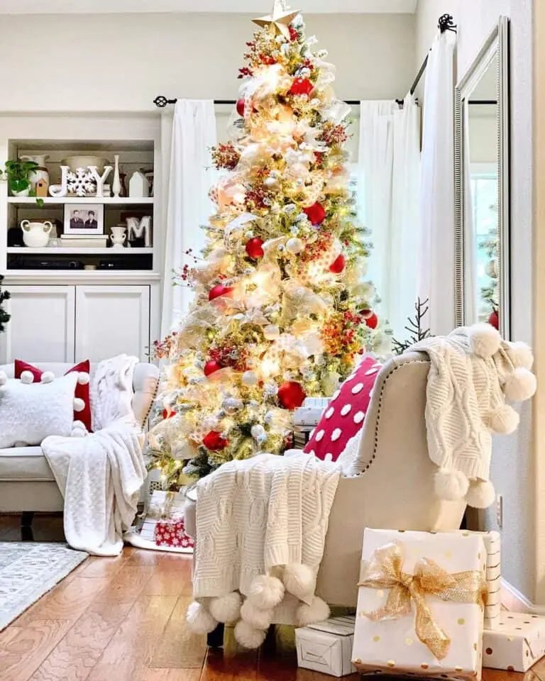 Christmas Blankets and Pillows
