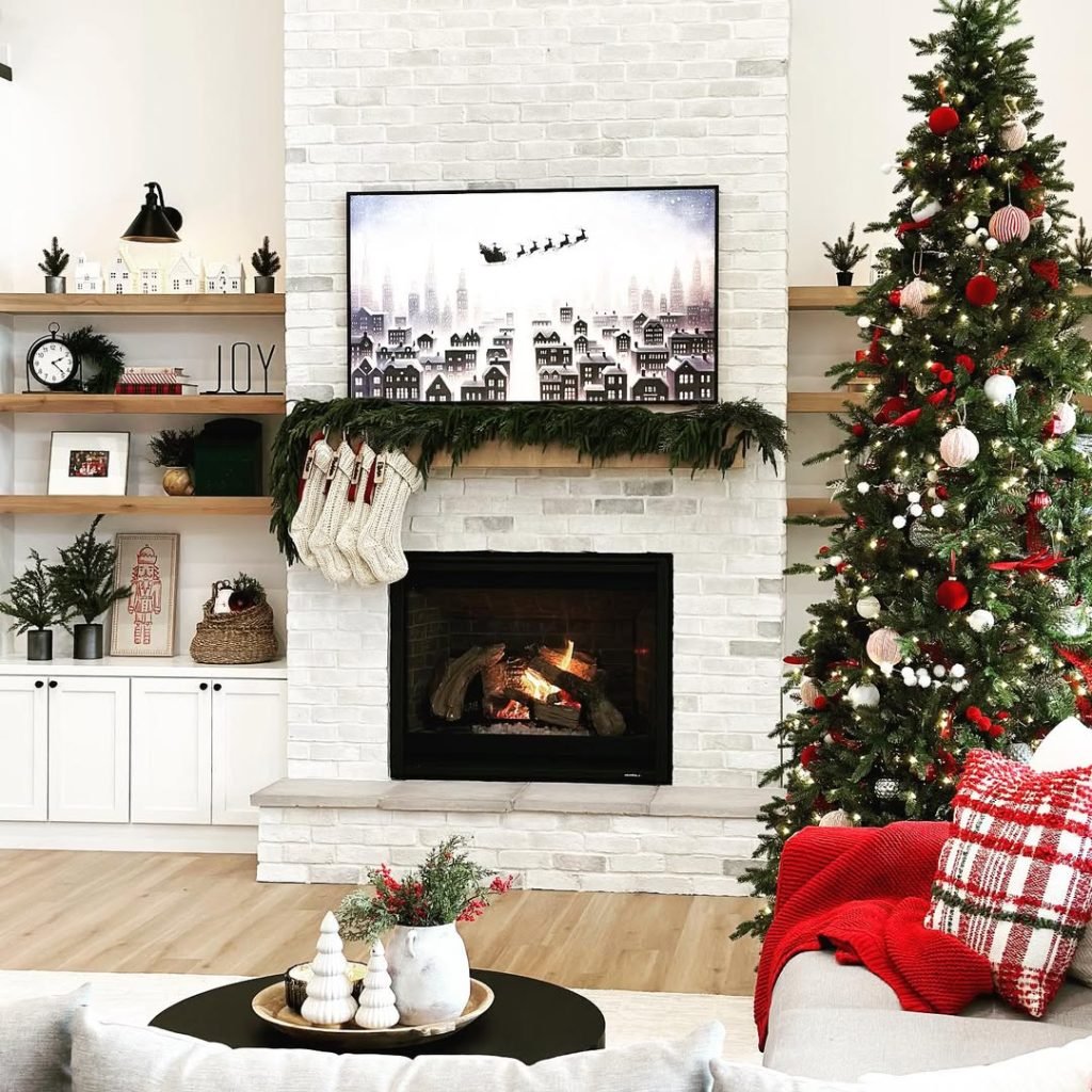 Christmas Fireplace Decor
