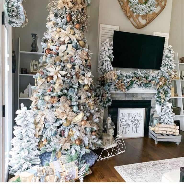 Corner Blue Gold Tree