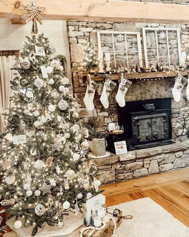 Corner Tree Snowflakes