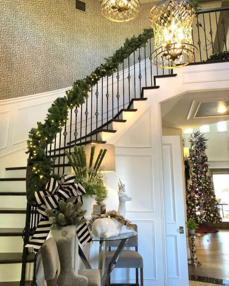 Curved Staircase Garland