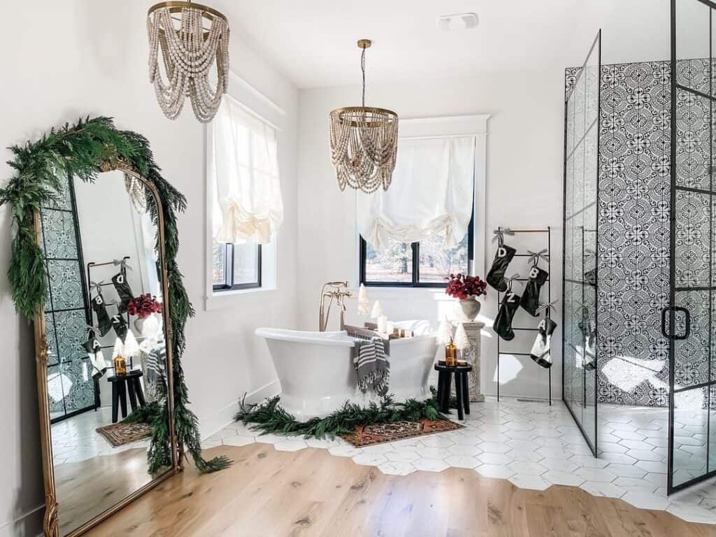 Evergreen Mirror Garlands