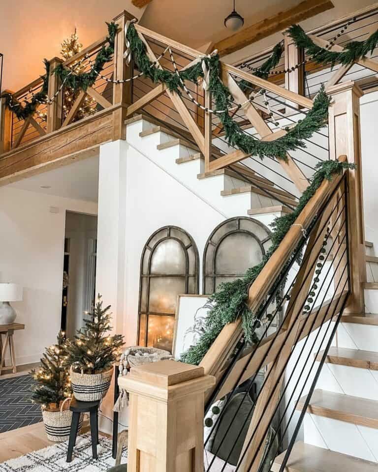 Farmhouse Staircase Garland