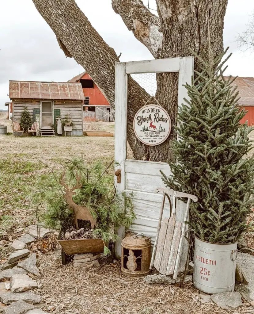 Farmhouse Tree Display