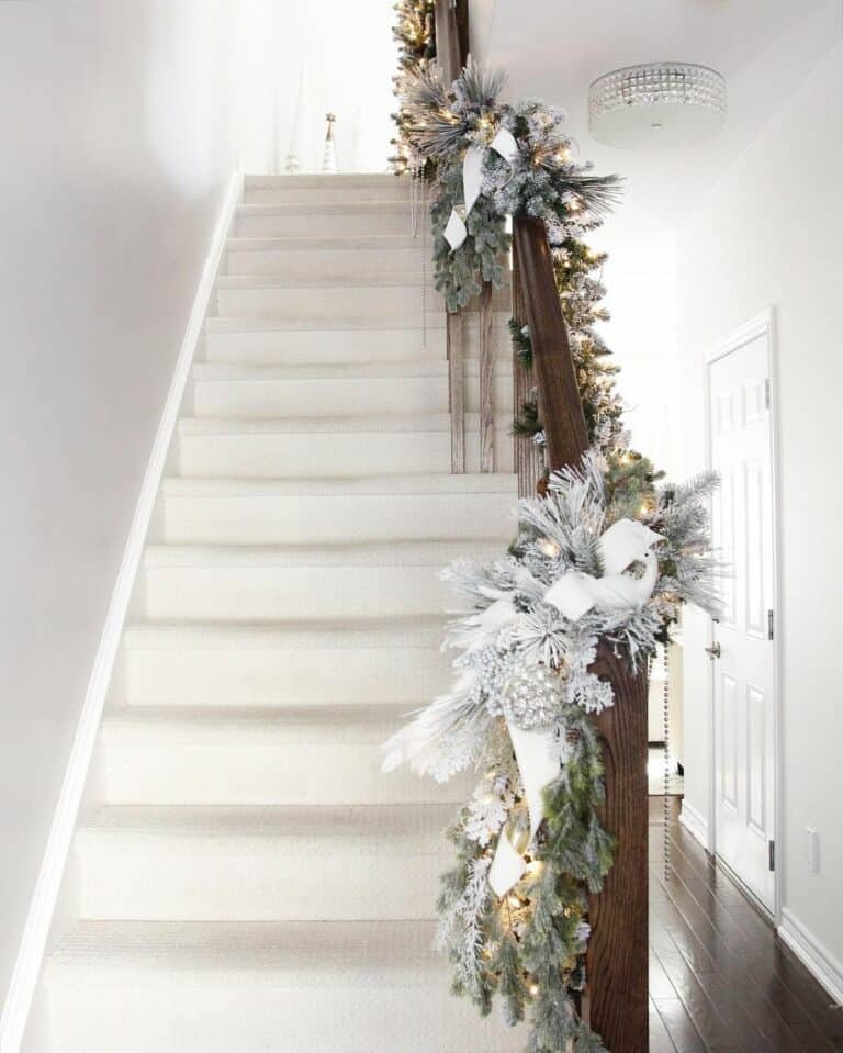 Flocked Garland Display