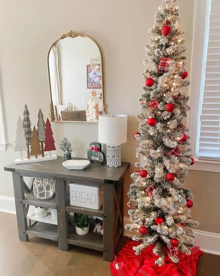 Flocked Tree Red Ornaments