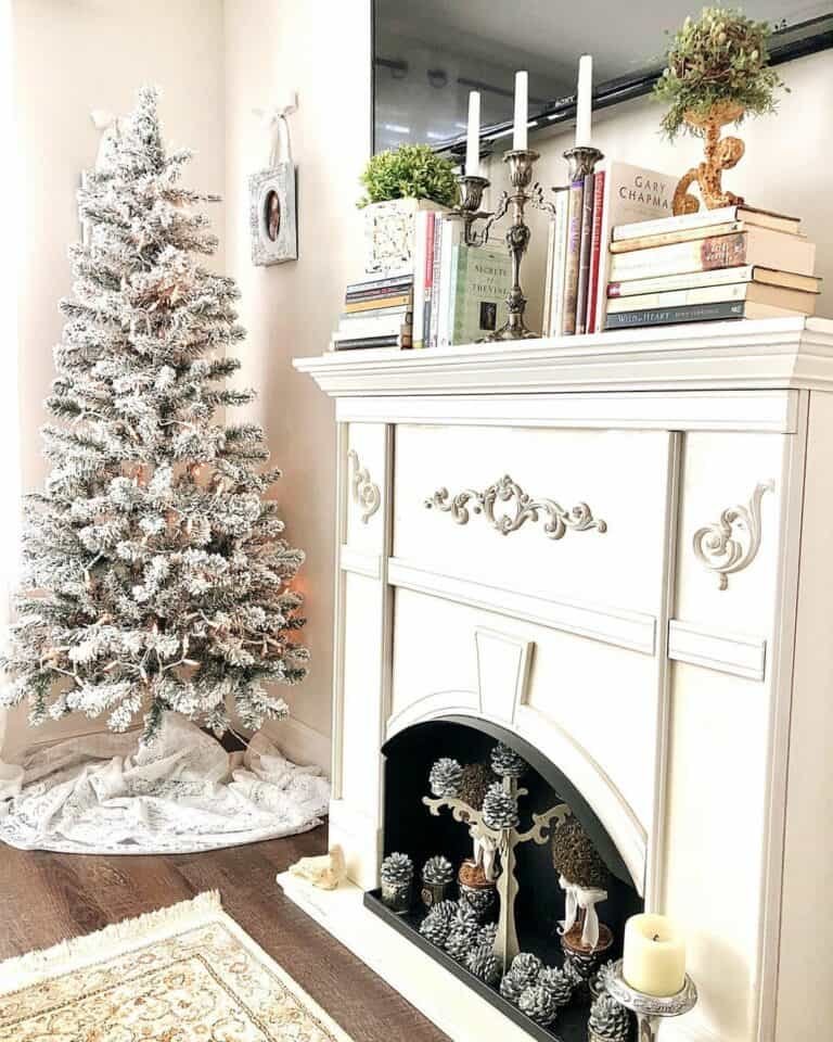 Flocked Tree White Skirt