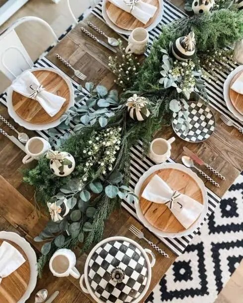 Foliage Centerpiece Setup