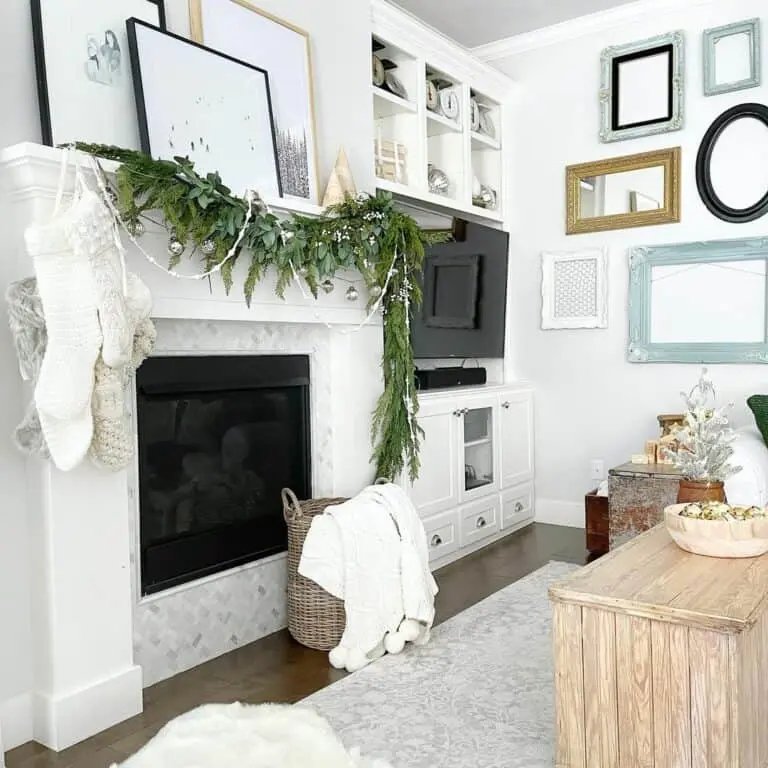 Frame Wall Display