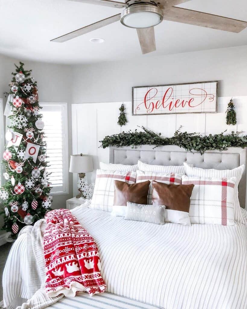 Garland Headboard Design