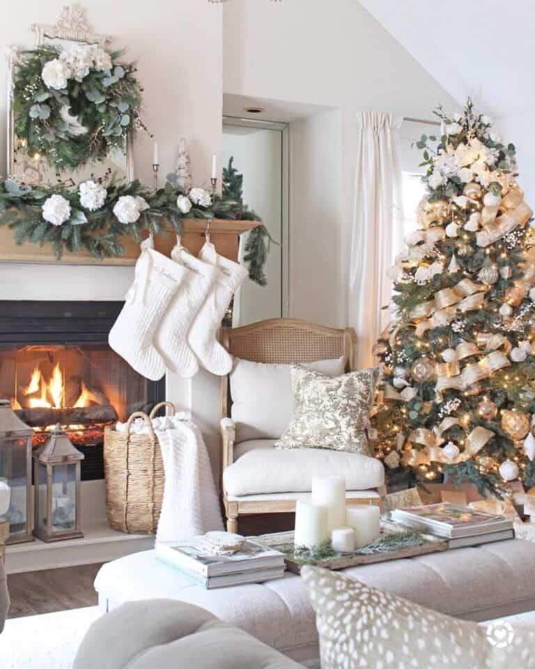 Gold Tree White Stockings