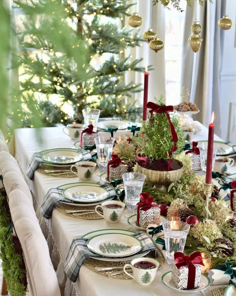 Golden Window Ornaments