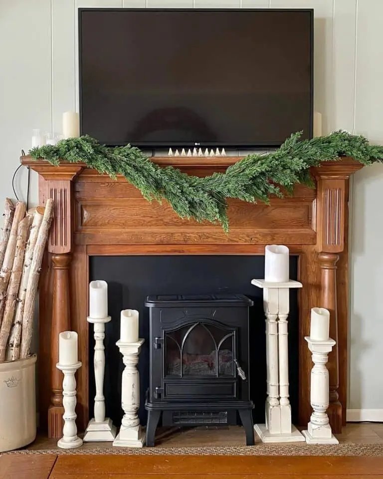 Green Garland White Candles