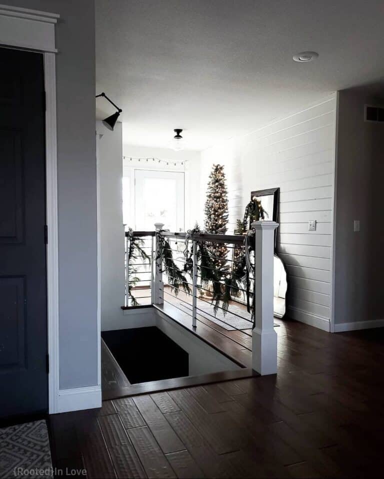 Hallway Garland Display