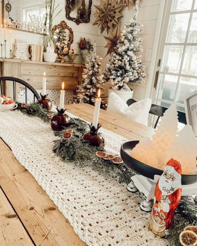 Knit Christmas Runner