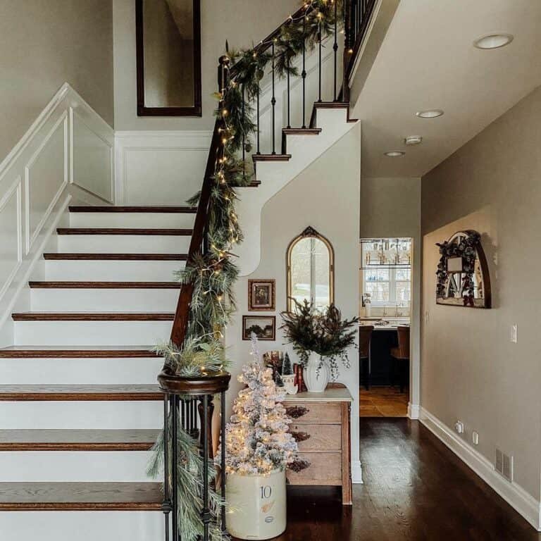 Lighted Staircase Garland