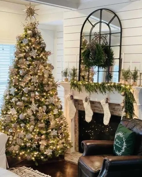 Mantel Christmas Decorations