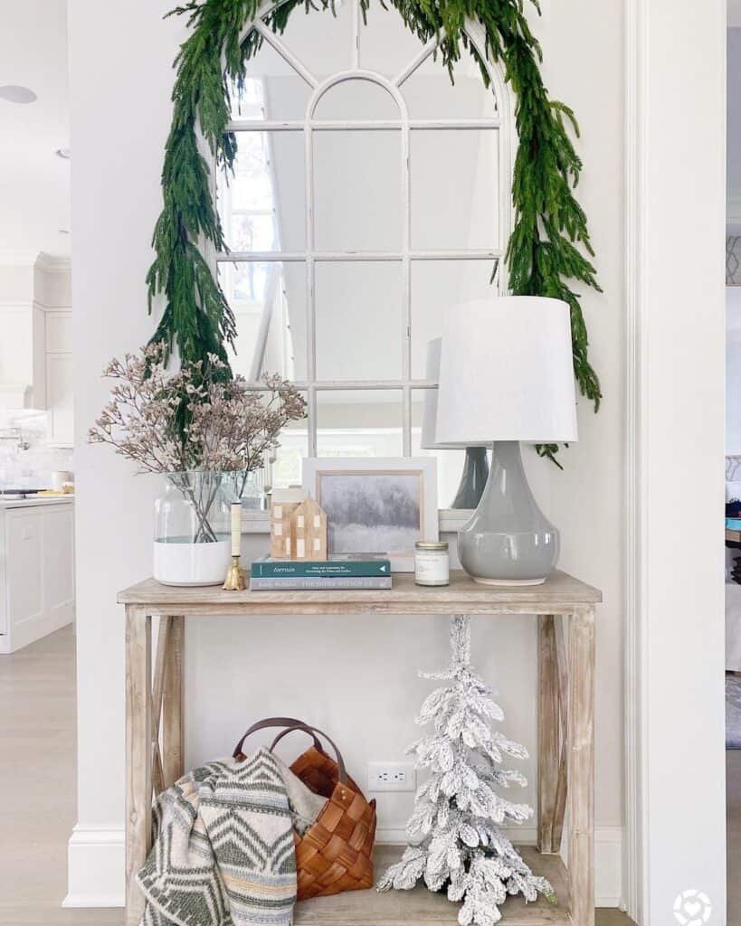 Mirror Garland Display