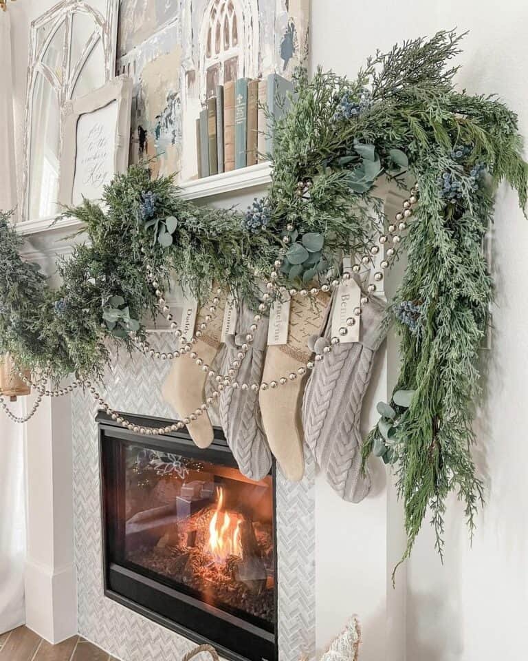Neutral Mantel Display