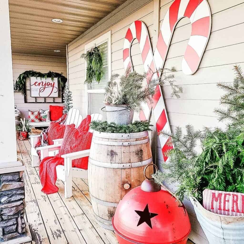 Oversized Holiday Signs