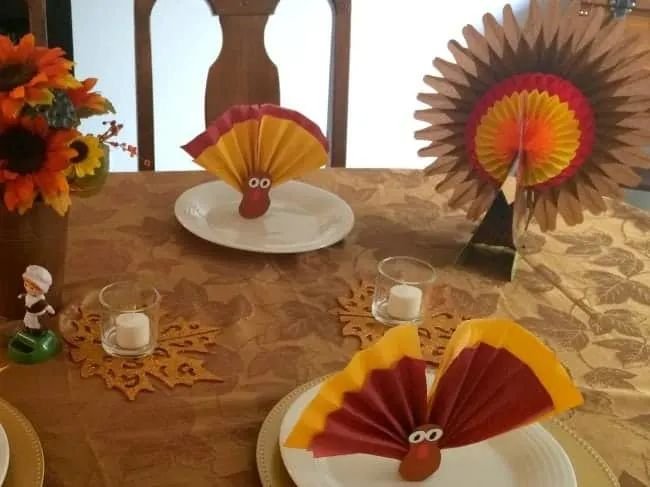 Paper Turkey Centerpiece