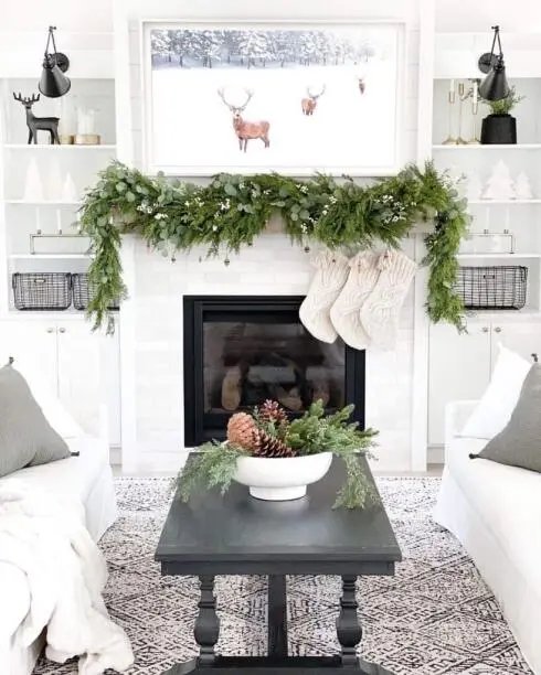 Pinecone Bowl Centerpiece