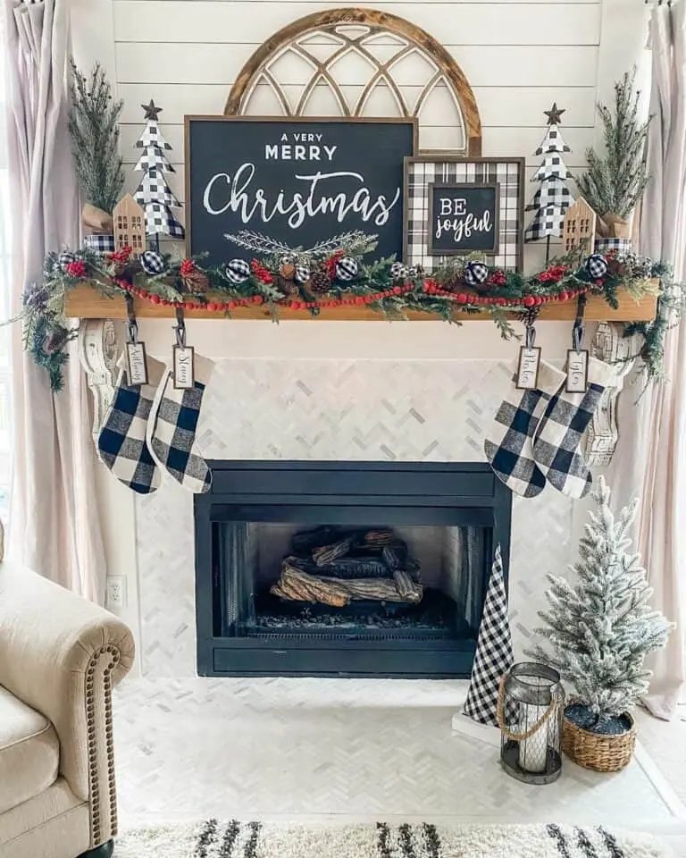 Plaid Christmas Accents
