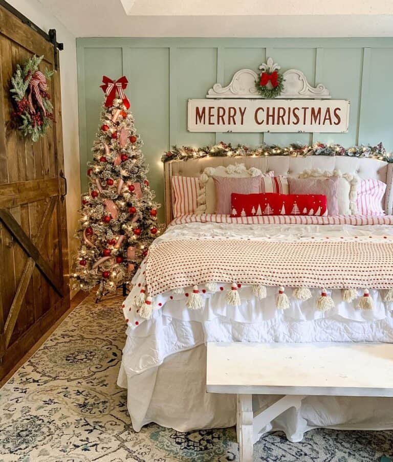 Red Bedroom Christmas