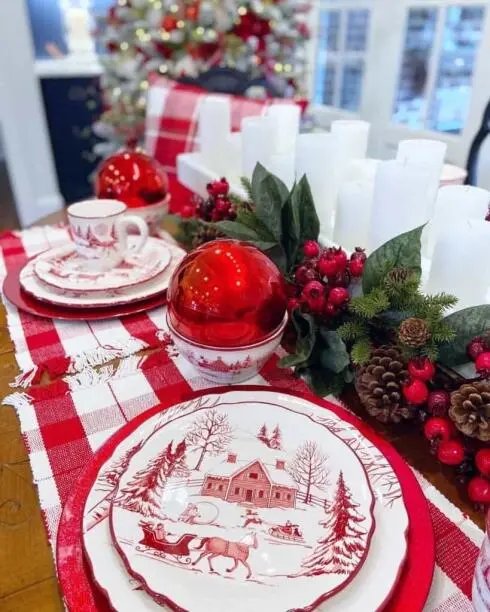 Red Berry Centerpieces