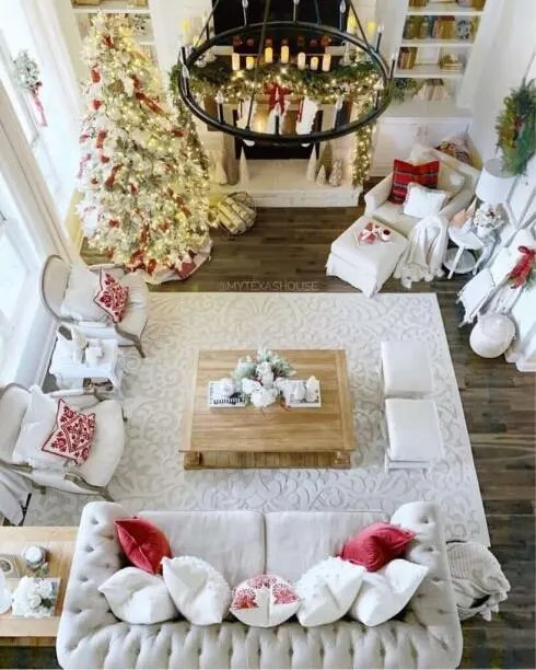 Red Christmas Pillows