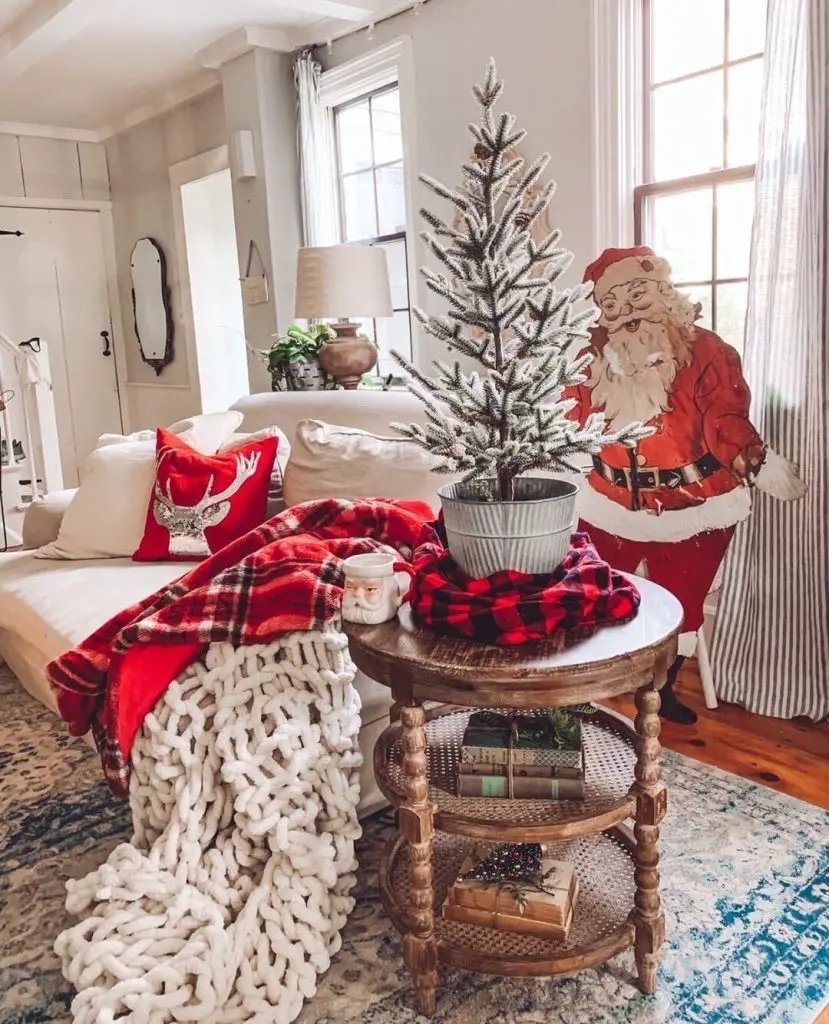 Red Plaid Table