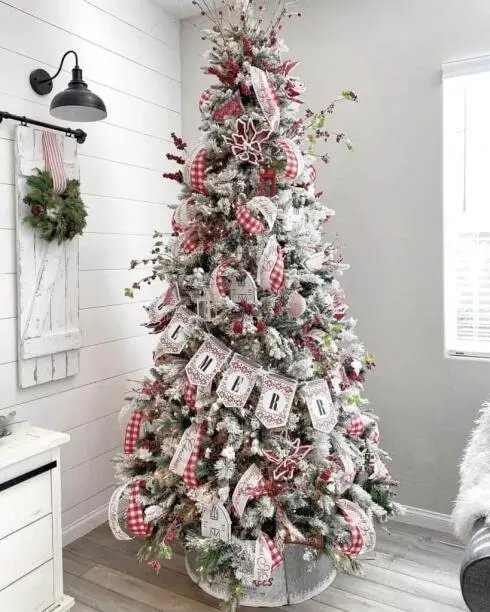 Red Plaid Tree