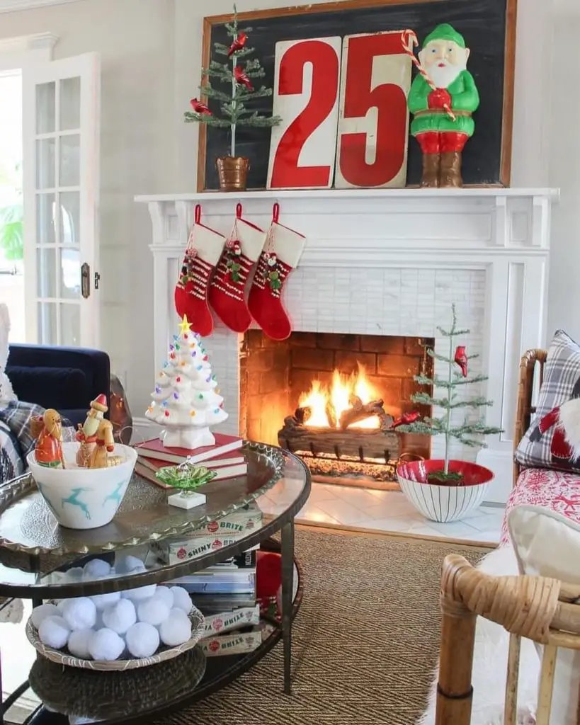 Red White Mantel