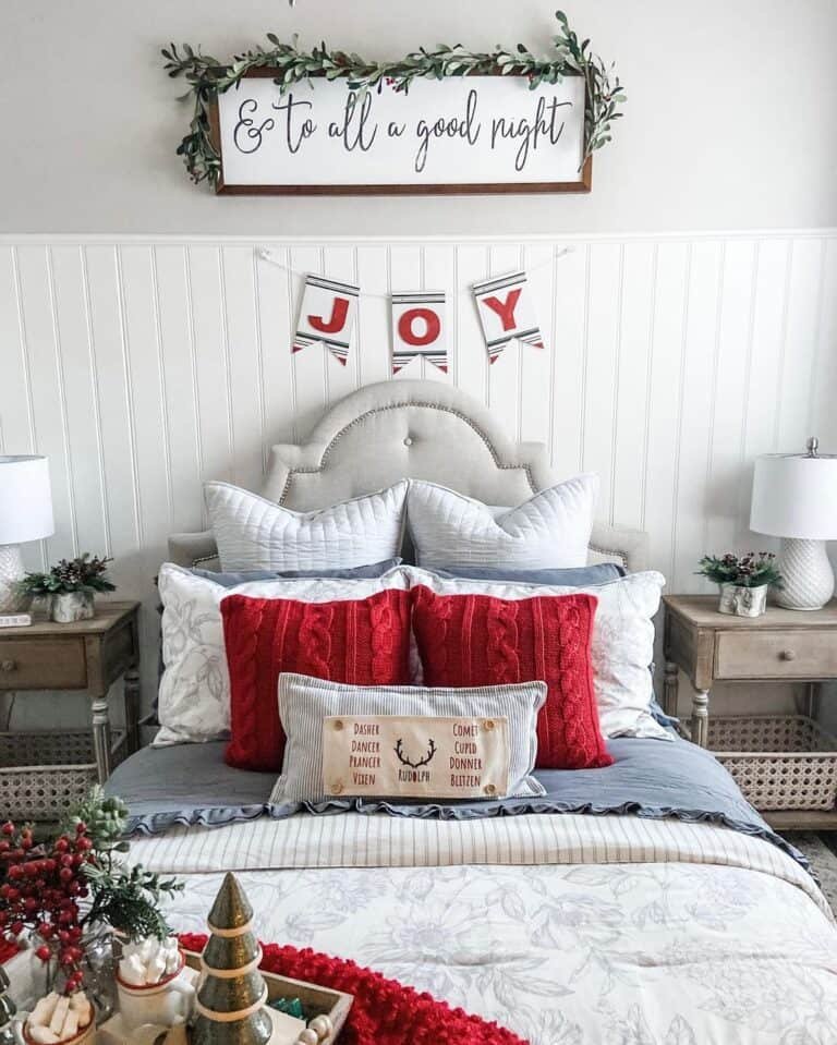 Small Christmas Bedrooms