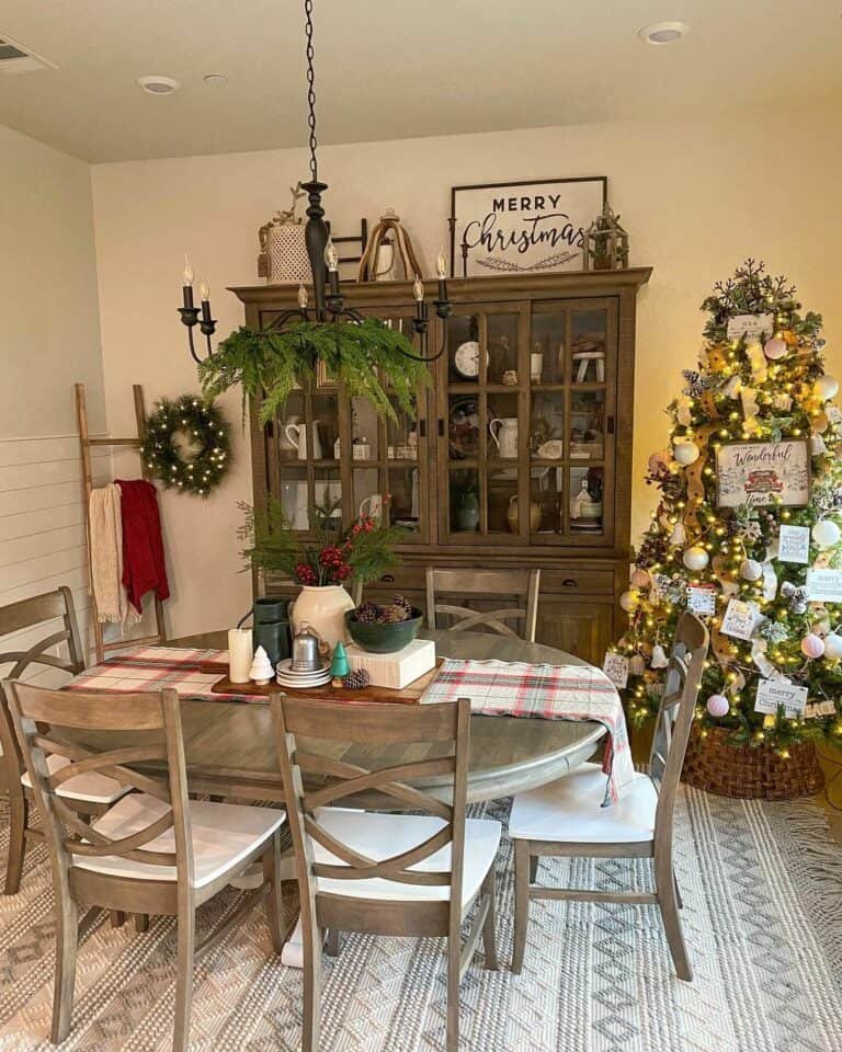 Tree Corner Display