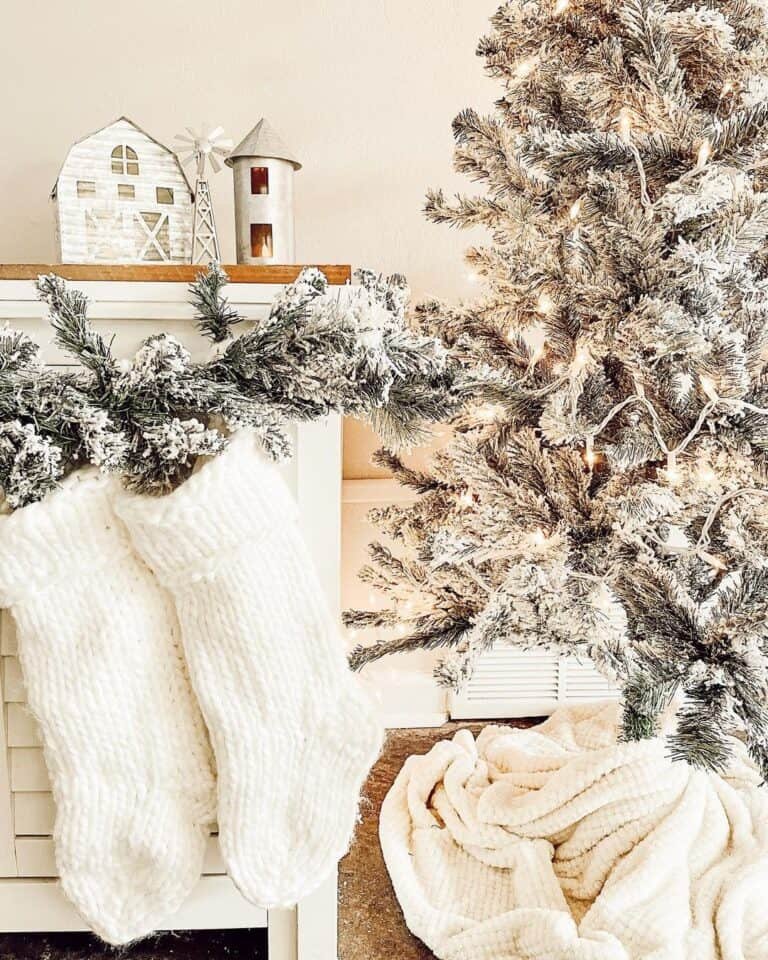 White Knit Stockings