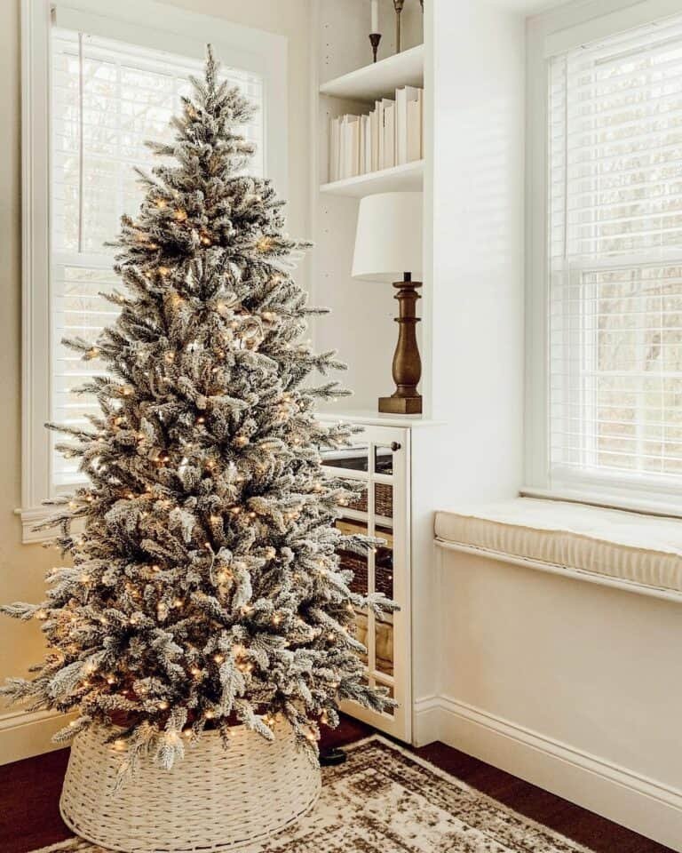 White Tree Collar