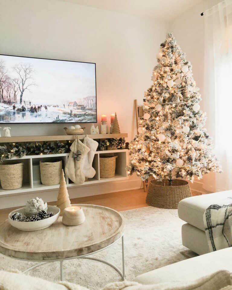 White Tree Rattan Collar