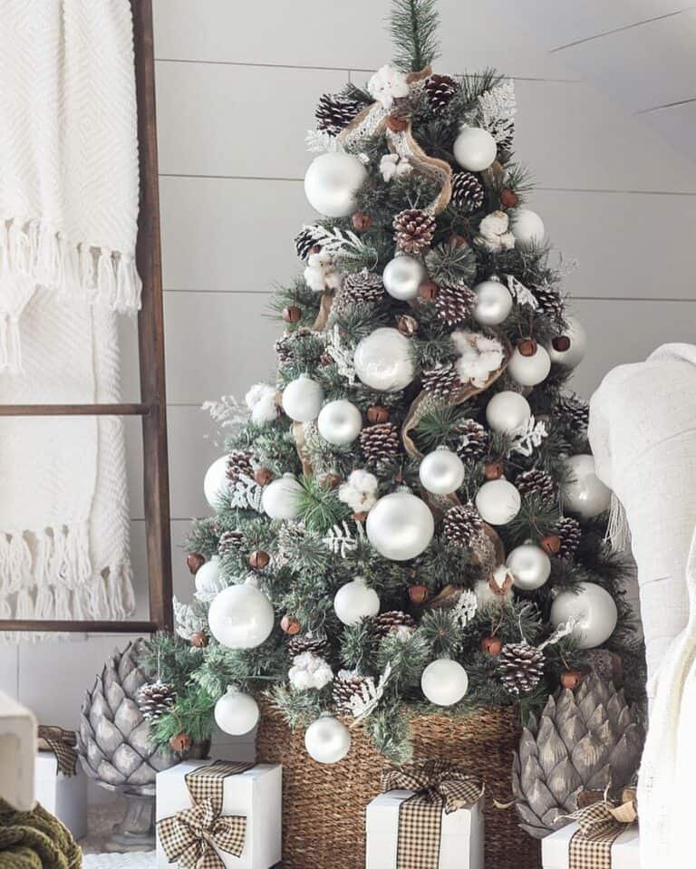 Wicker Tree Collar