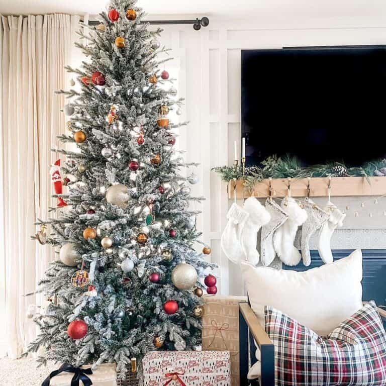 Wood Mantel Stockings