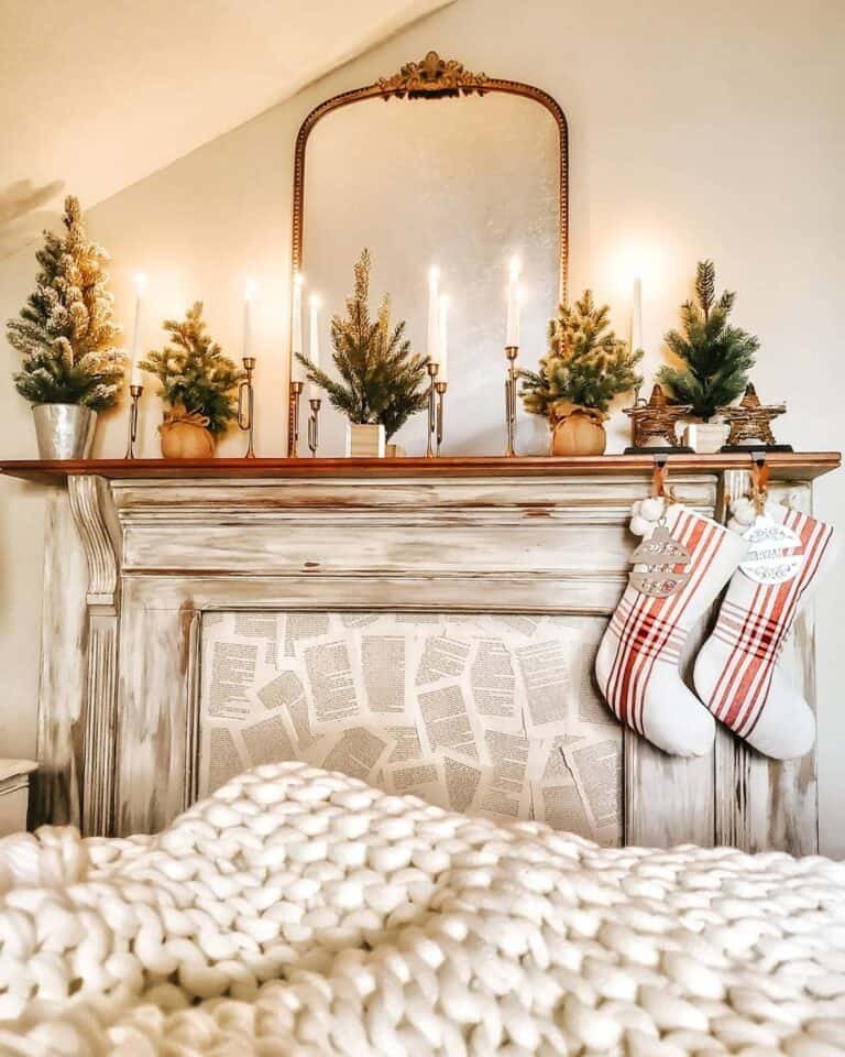 Wood Mantel Stockings