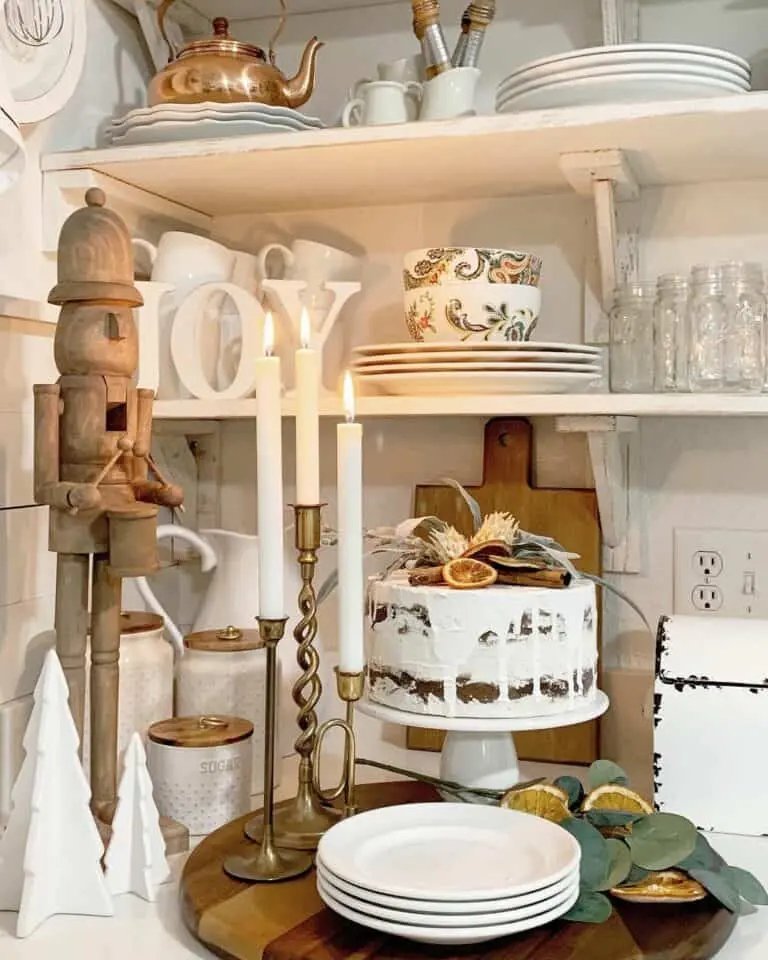 Wood Nutcracker Centerpiece
