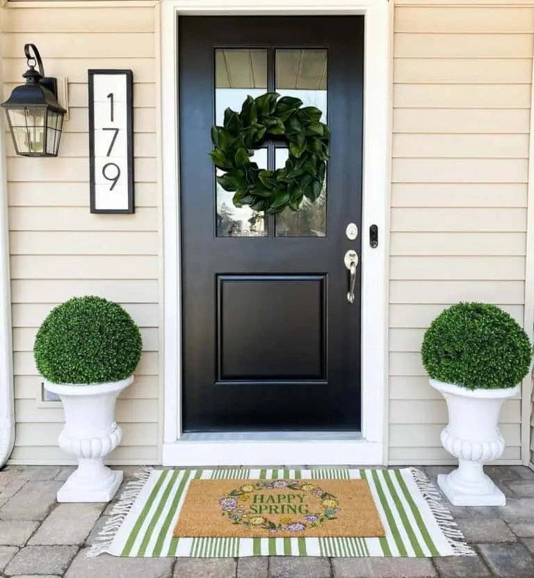 Black Door Topiary Display