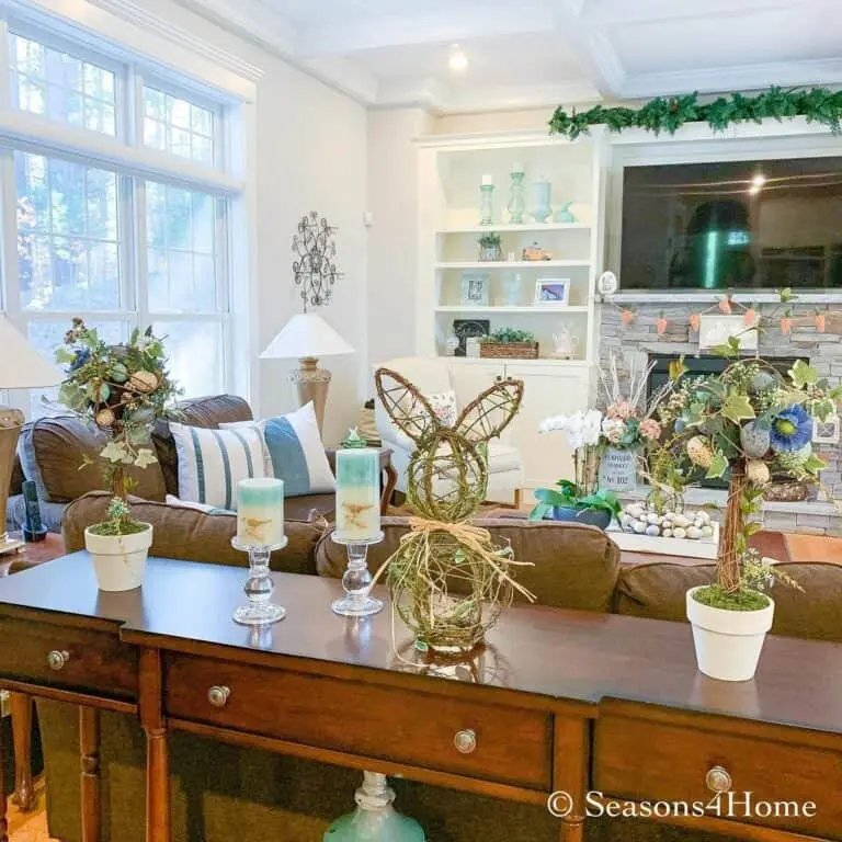 Blue Green Easter Decor