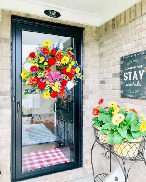 Brick Entrance Wreath