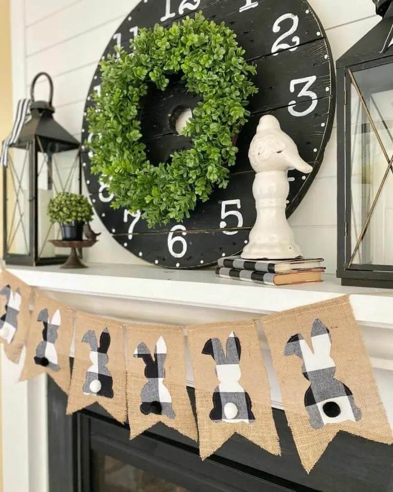 Buffalo Check Garland